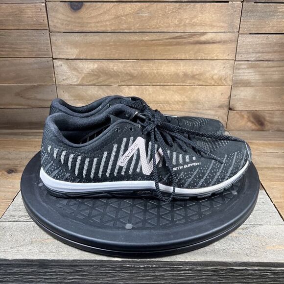 New Balance Womens Sz 7B Minimus Black Running Shoes Lace Up Vibram WX20BP7 - Picture 1 of 10